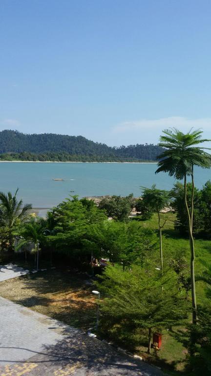 Yeob Bay Hotel & Resort 卢穆特 外观 照片